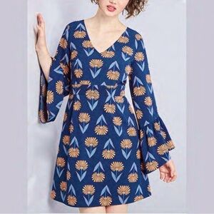 Modcloth Navy and Peach Floral Bell Sleeve 60’s Inspired Fit & Flare Dress 1X